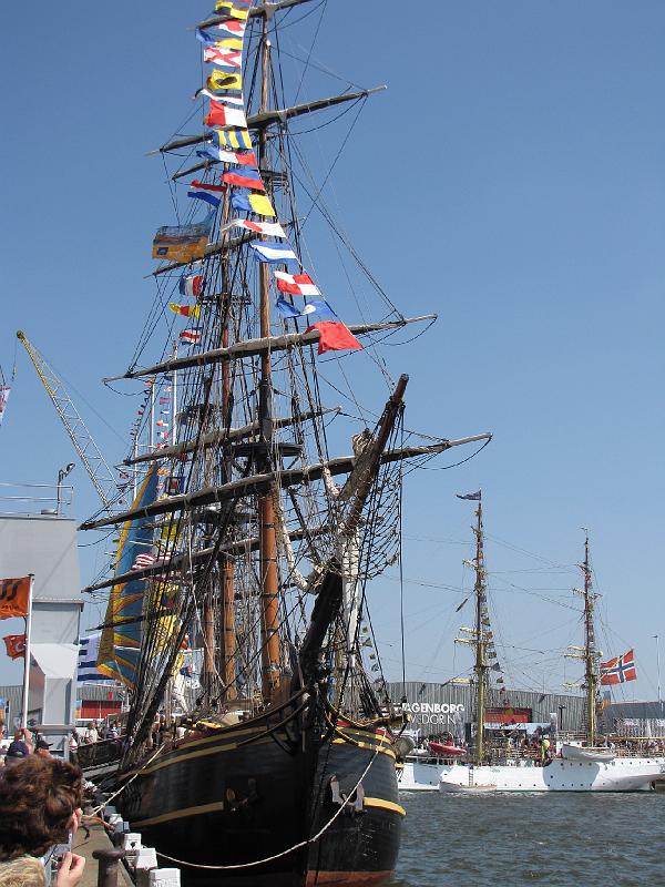 delfsail_hms_bounty.jpg - Speciaal gebouwd voor de film: HMS Bounty. Daarna oa ook gebruikt in de film: Treasure Island en Pirates of the Caribbean.