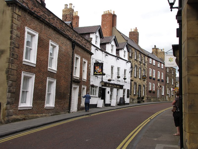 alnwick_straat.jpg - Een echt engels straatje in Alnwick.